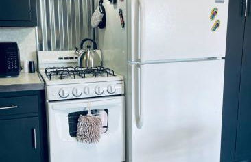 1 BR Cozy Apartment with Fire Pit Short walk to town - Foto 40