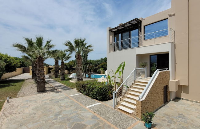 Xenos Villa 2 With 5 Bedrooms Private Swimming Pool, Near the sea - Foto 43
