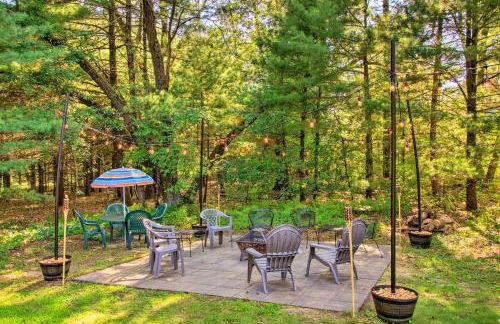 Pet-Friendly Warrens Cabin with Fire Pit! - Foto 21