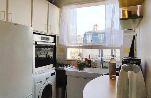 Studio COSY et SPACIEUX AVEC EMPLACEMENT IDEAL - Foto 3