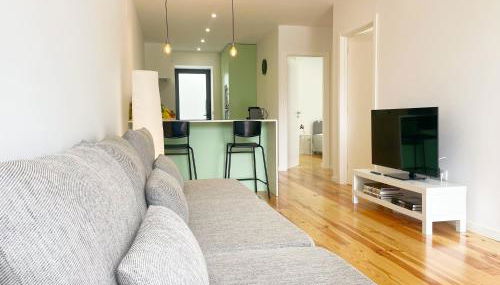 Modern Retreat with Mountain Views - Foto 3