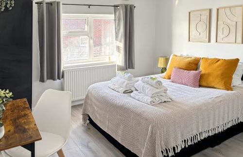 Cozy Hideaway With Hot Tub & Sauna Sleeps 7 - Foto 76