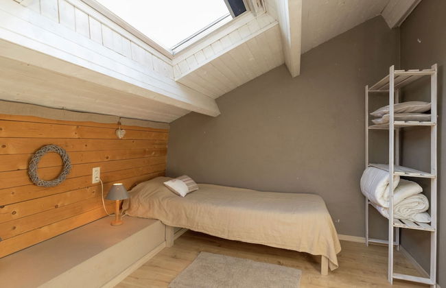 Beautiful Cottage in Malempre With Fenced Garden - Photo 2