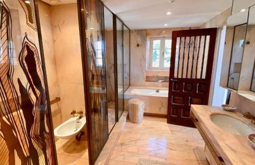 Grande villa familiale vue mer avec piscine - domaine privé à St Cyr sur Mer - Foto 39