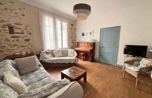 Maison 3 chambres centre ville, accès plage, WIFI inclus - FR-1-197-641 - Foto 1