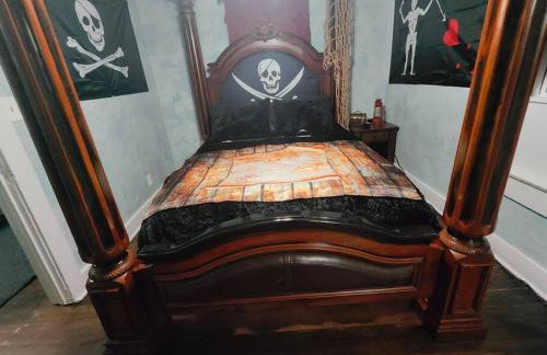 Pirate Seeking crew. Downtown Fort Smith - Foto 14