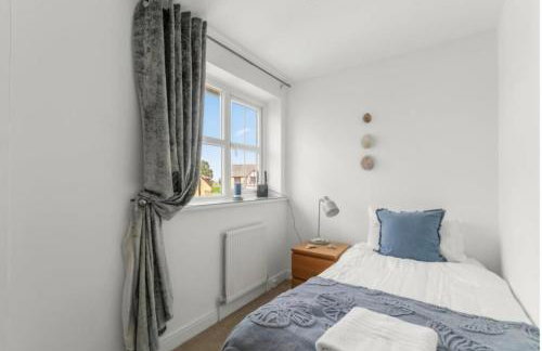 Stylish home close to the Yorkshire Dales & Leeds Airport - Photo 17