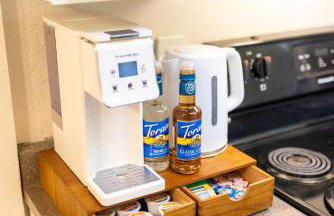 Downtown Mesa Stay Near Arts, hospitals & Campus - Photo 15