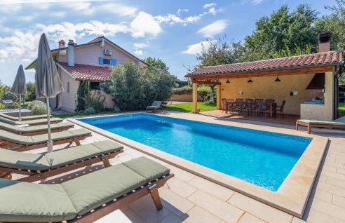 Holiday Home Pazin 07 - Foto 1