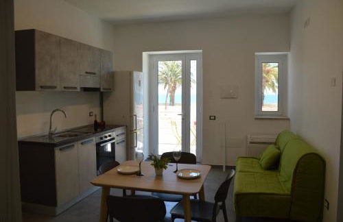 Fronte mare Levante - Apulia Houses & Flats - Foto 10