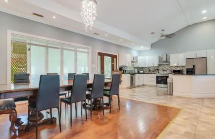 Luxury Lake Front Camelot Villa - Foto 7