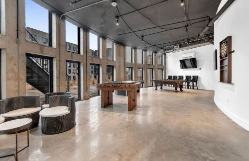 Pink Heaven Indoor Pool, FREE Parking, Near NYC - Foto 18