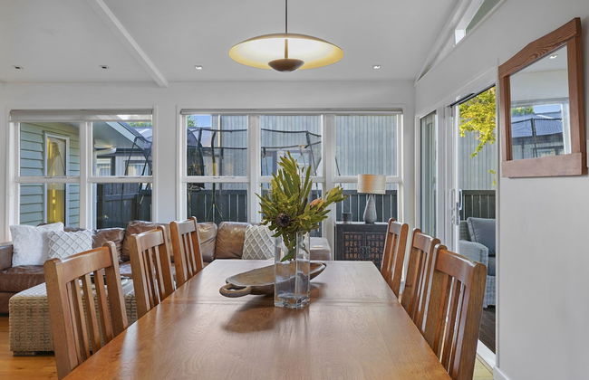 Gorgeous Family Home-Fully Fenced & Toys - Foto 14