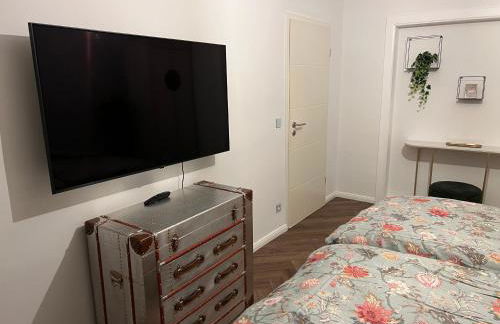 EXKLUSIVE 2 Zimmer EG Wohnung mit Balkon in Top Lage! - Foto 8