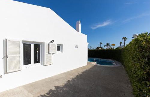 Chalet a 150m de la playa y piscina privada - Foto 23