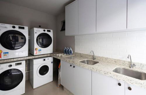 107-Studio compacto, moderno, climatizado perto da UEL - Foto 49