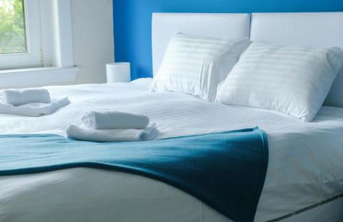 Register House Family or Contractor 4bed with Garden Driveway - Foto 11