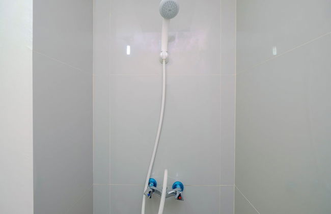 Comfy Studio Bogorienze Resort Apartment near The Jungle Fest By Travelio - Photo 15