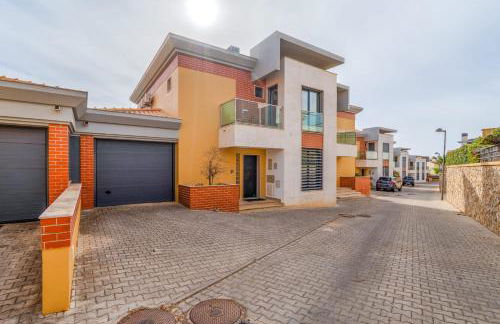 Stunning Villa with Pool - Foto 32