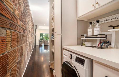 NEW Love Mi Getaway Loft with Deck on Washington Ave 110 - Foto 40
