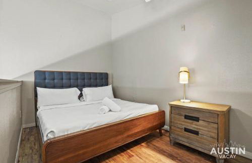 King Beds and Patio Dining in ATX West Campus Gem - Foto 22