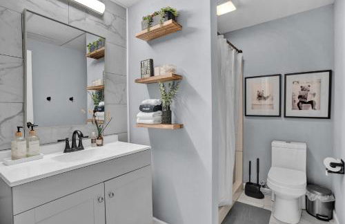 Pocono Blue with Paddleboards, Spa, Indoor Jacuzzi, GameRoom, Lake, EV - Foto 48