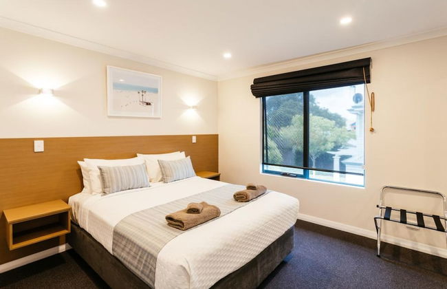 Dolphin Lodge - Photo 44