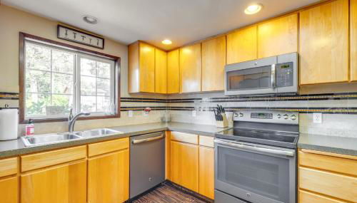 Pet-Friendly Ocean Park Rental with Outdoor Fire Pit - Foto 2