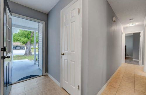 Charming Palm Bay Retreat with Garden - Foto 11