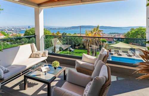 Seaview Villa Stanka with Pool and attached Jacuzzi - Photo 12