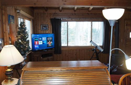 The Crystalaire Cabin - Charming and Relaxing! - Photo 13