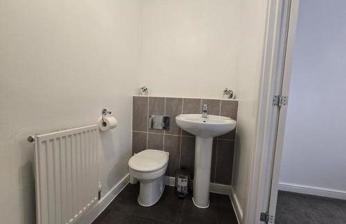 The Charm Luxury House - 8mins to NEC, Birmingham Airport - Foto 38