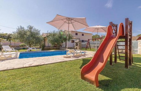 Two-Bedroom Holiday Home In Rebici - Foto 6