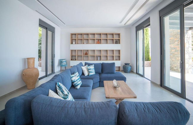 Sea View 6 Bedroom Villa With a Heated Pool - Foto 30