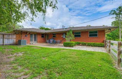 Walk to Texas AandM College Station Home with Yard! - Foto 24