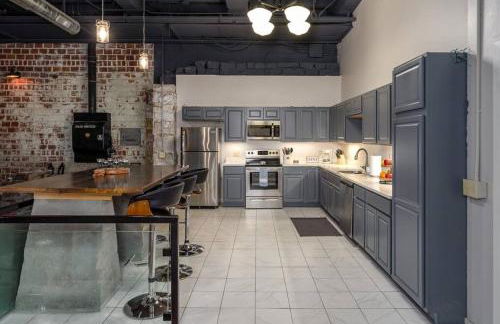 Unique and Charming Downtown Apt - Foto 7