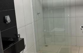 House 5 minutes from downtown - Photo 16