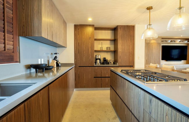 El Encanto exclusive condo private pool - Photo 39