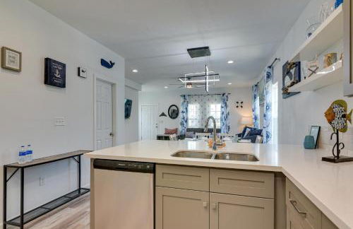 Walk to Gulf Ocean-View Home in Crystal Beach! - Foto 10