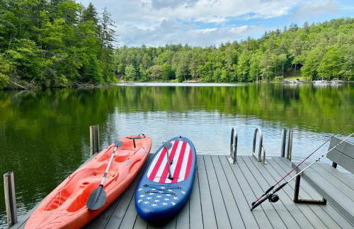 Lakefront Home with Private Dock on Lake Glenville - Foto 18
