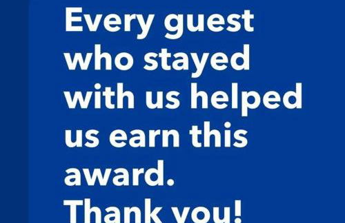 Peculiar Garden Apartment - Photo 4