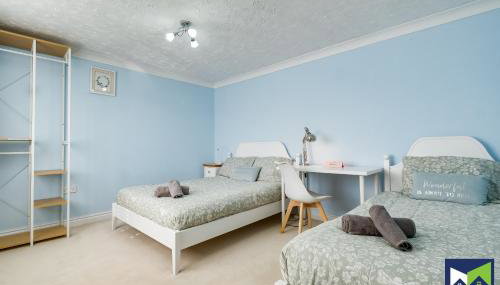 SPACIOUS, Quiet, 5 Bed 2 Bath House with Free Parking, near NEC, Airport & Solihull - Foto 5