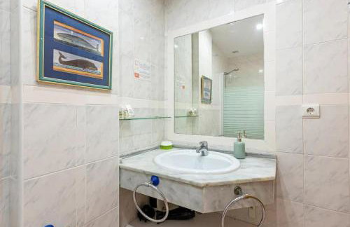 Alvarito Playa Marbella front beach apartment - Photo 18