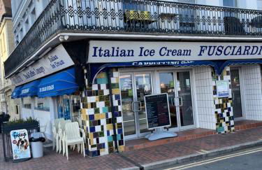 "The Elegance" Balcony Seafront Apartment - Foto 35