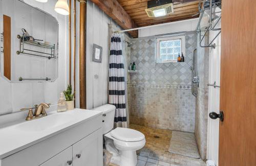 Cozy Cottage-hot tub-scenic views & private dock - Foto 44
