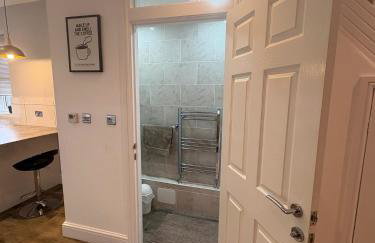 Spacious John York House & Parking - Foto 12