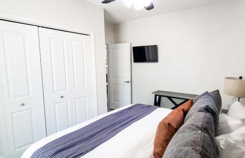 Vacation Home Minutes From Downtown, Great For Families - Foto 13