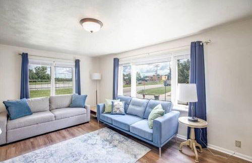 Entire Home Blocks from Notre Dame. Sleeps 8+ - Foto 22