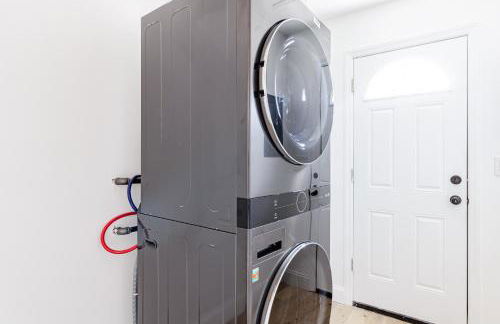 Charming 3BR Condo Near Ventnor Beach - Foto 31