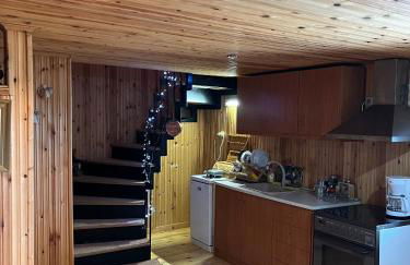 Traditional Wooden Apartment - Photo 22